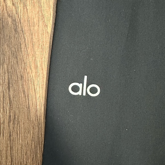 Alo High Waist Ripped Warrior Legging - Picture 8 of 9